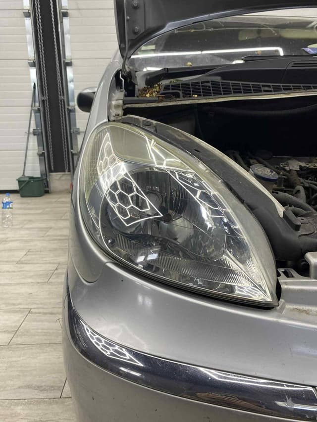 Far după polish - clar, strălucitor și ca nou